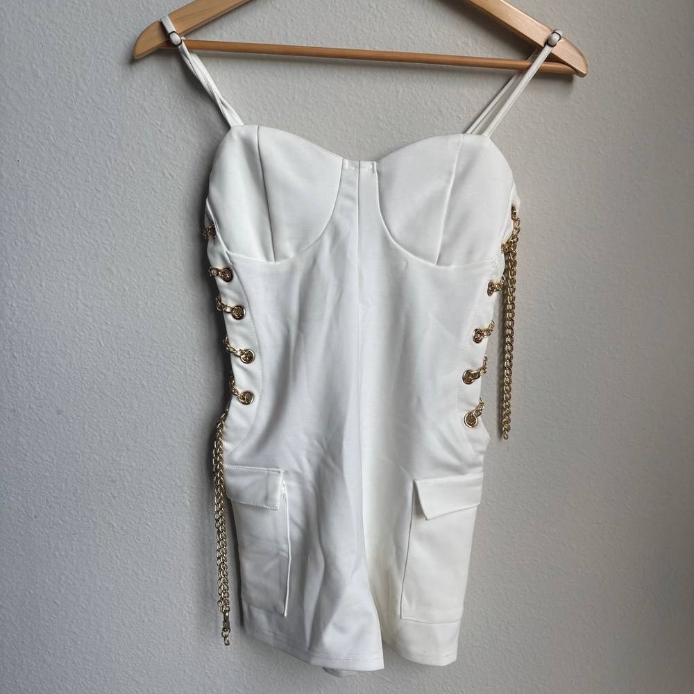 Elegant White Jumpsuit with Lace-Up Sides - Picture 2 of 4